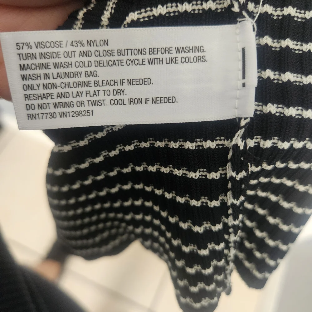 a new day Black and White Long Sleeve Dress Xs But Are Strech - Picture 5 of 7